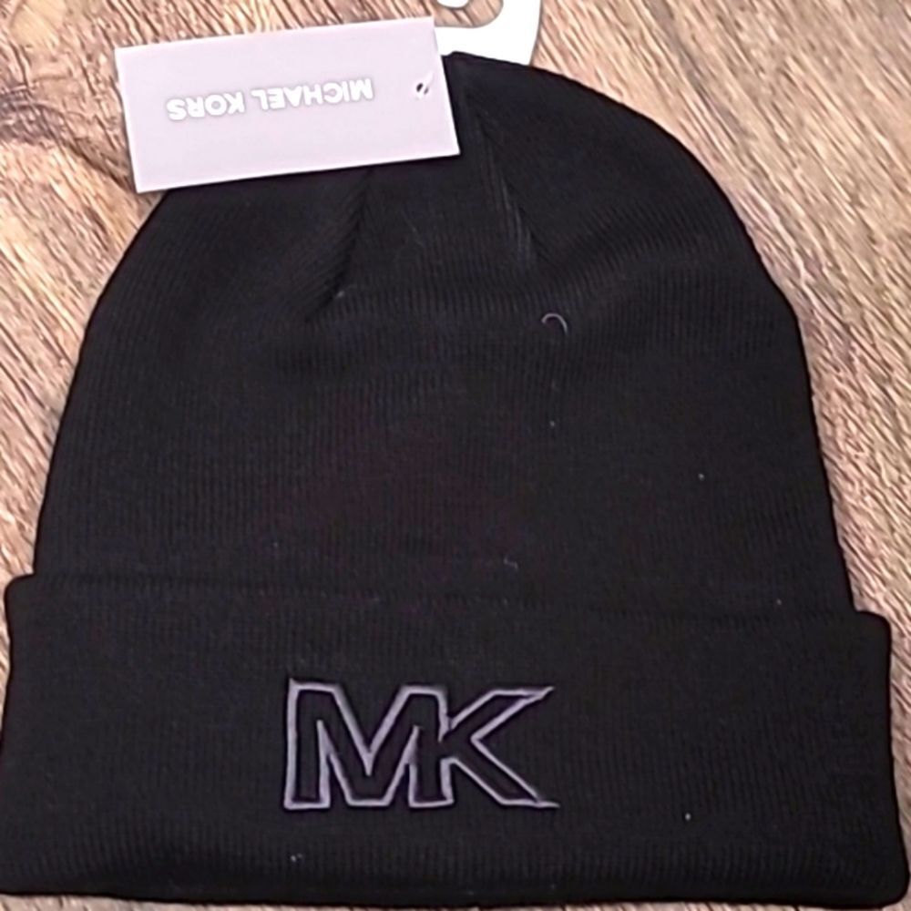 Michael Kors MK Logo Knit Beanie Hat - Picture 3 of 4